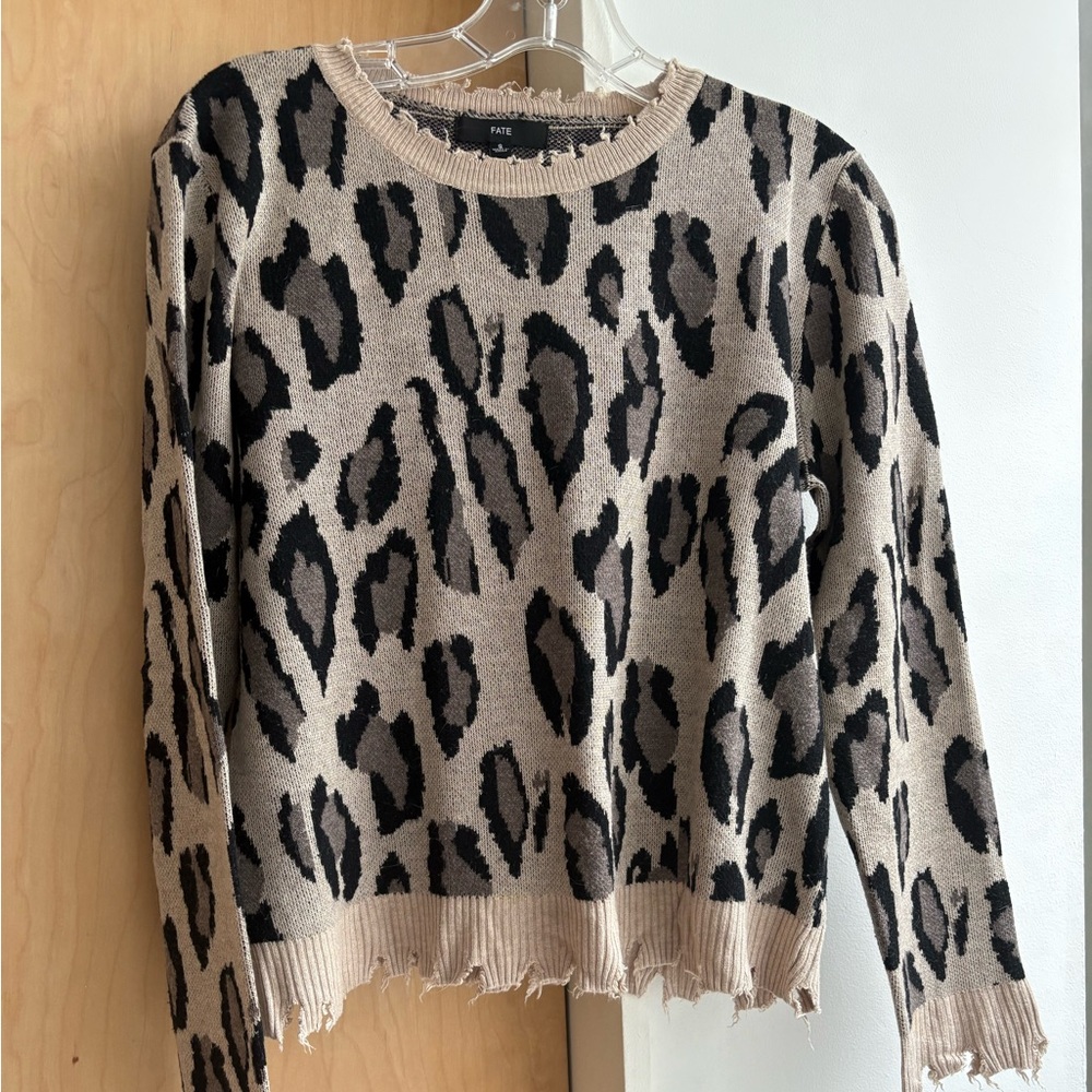 Fate animal-print distressed sweater size small